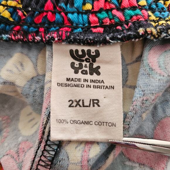 Lucy & Yak Colorful Floral Cropped Pants - Picture 10 of 16